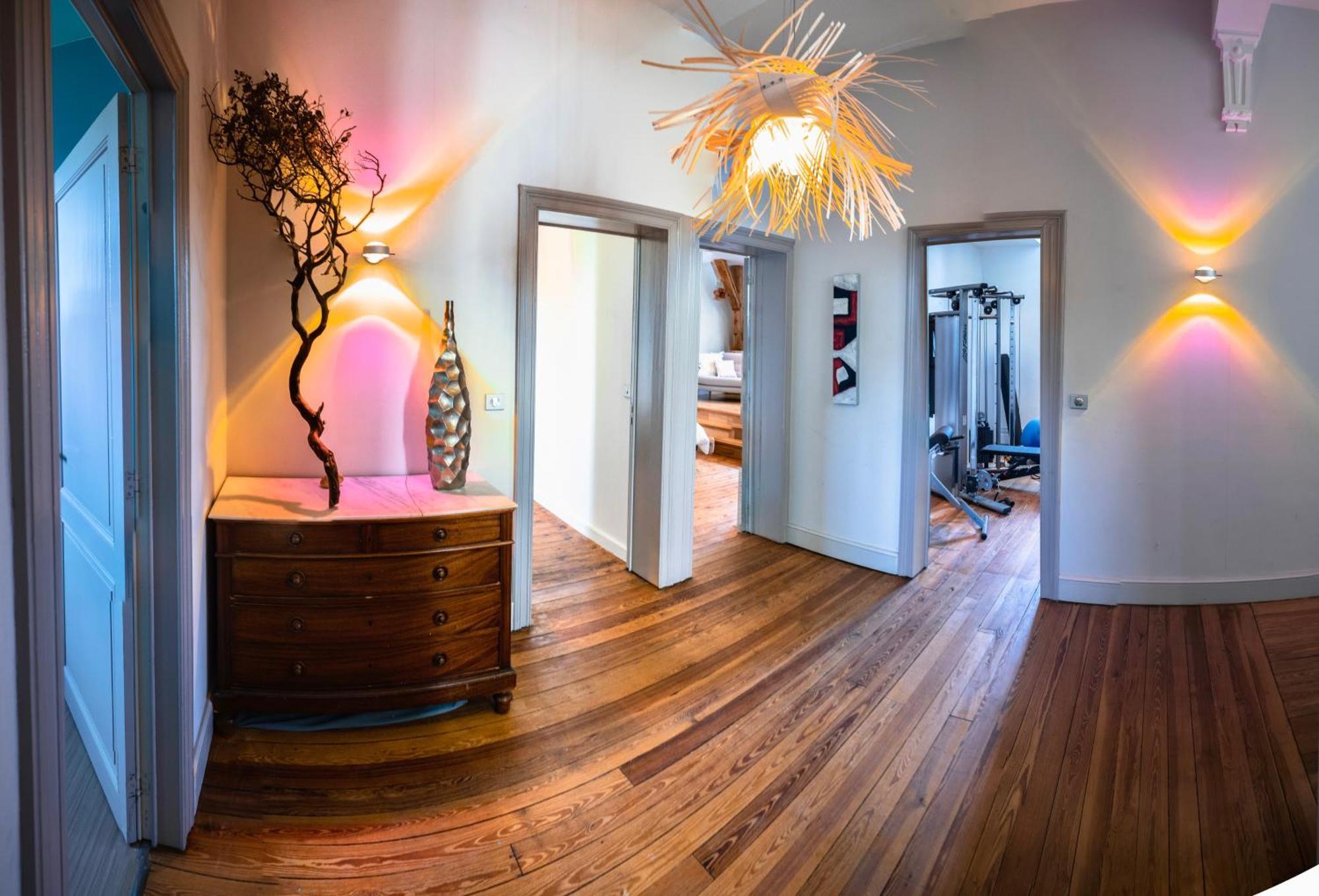 Homestay Villa O Virton Buitenkant foto
