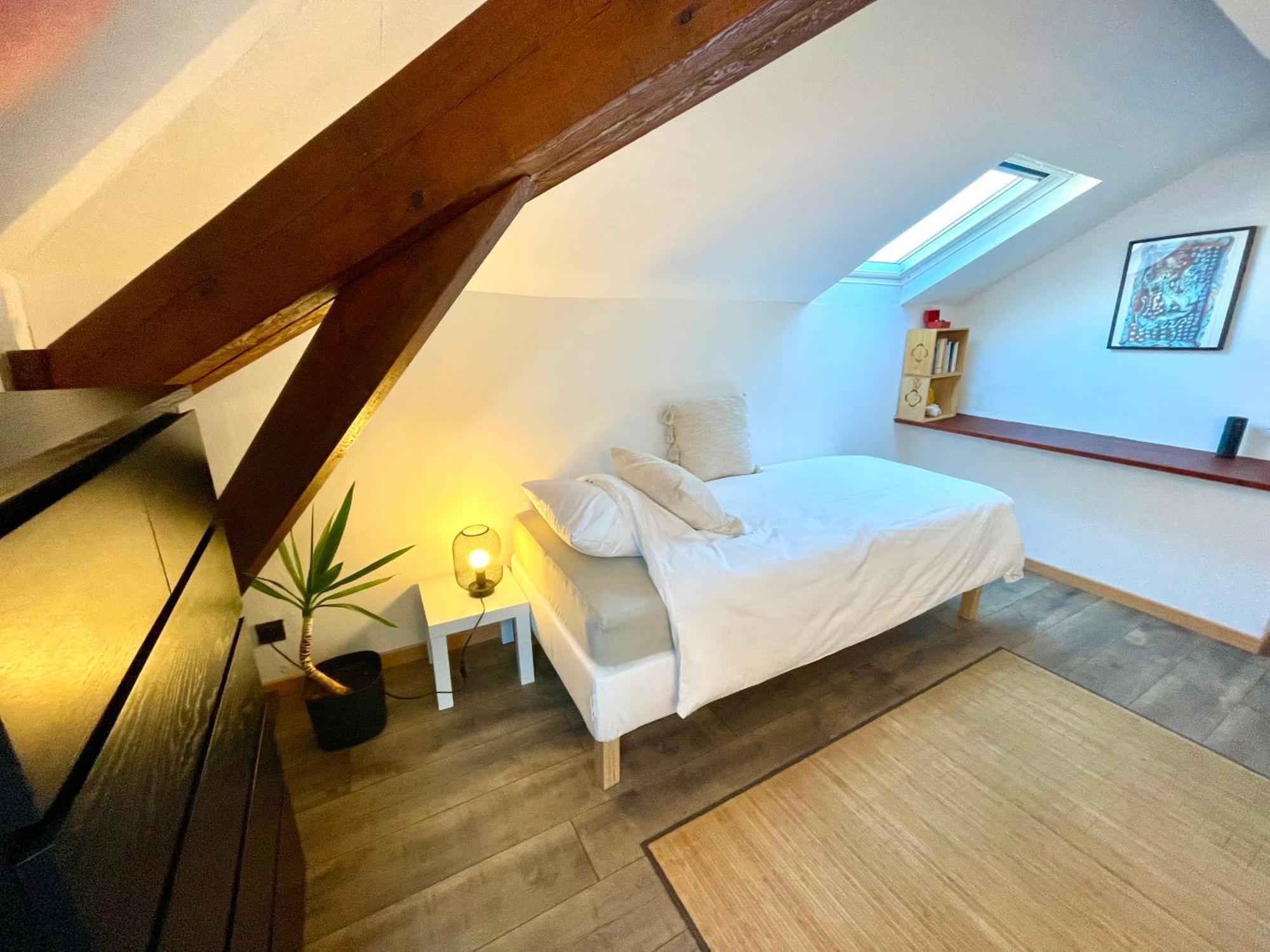 Homestay Villa O Virton Buitenkant foto