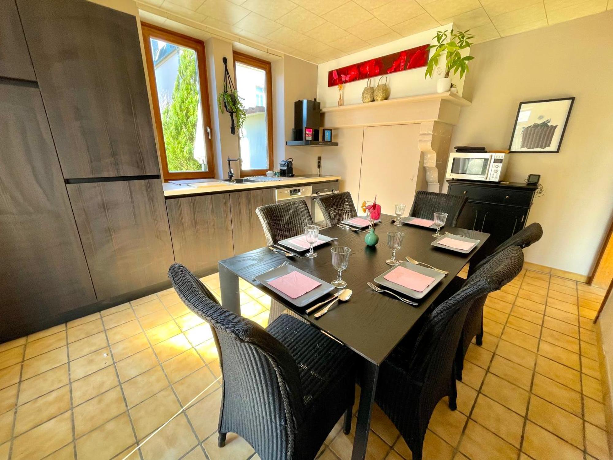 Homestay Villa O Virton Buitenkant foto